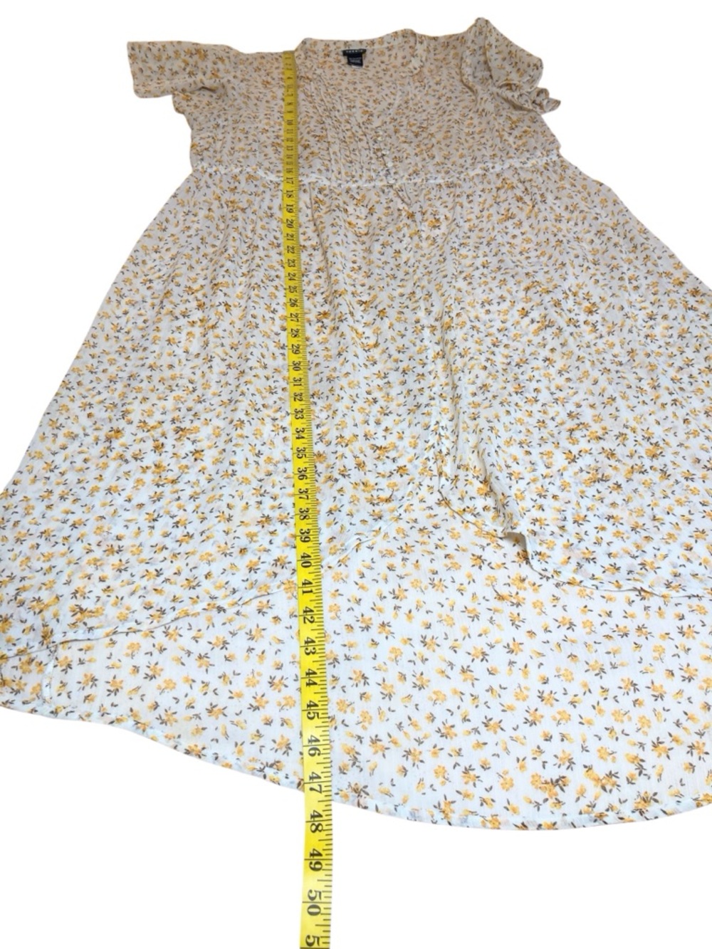 Torrid Floral High-Low Sheer Midi Dress in Soft Cream Yellow Floral Print Size 1 - Picture 14 of 15